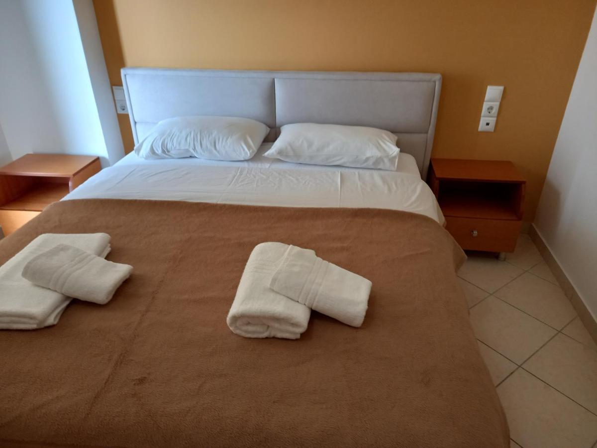 Hotel Prinos Himare Exterior photo